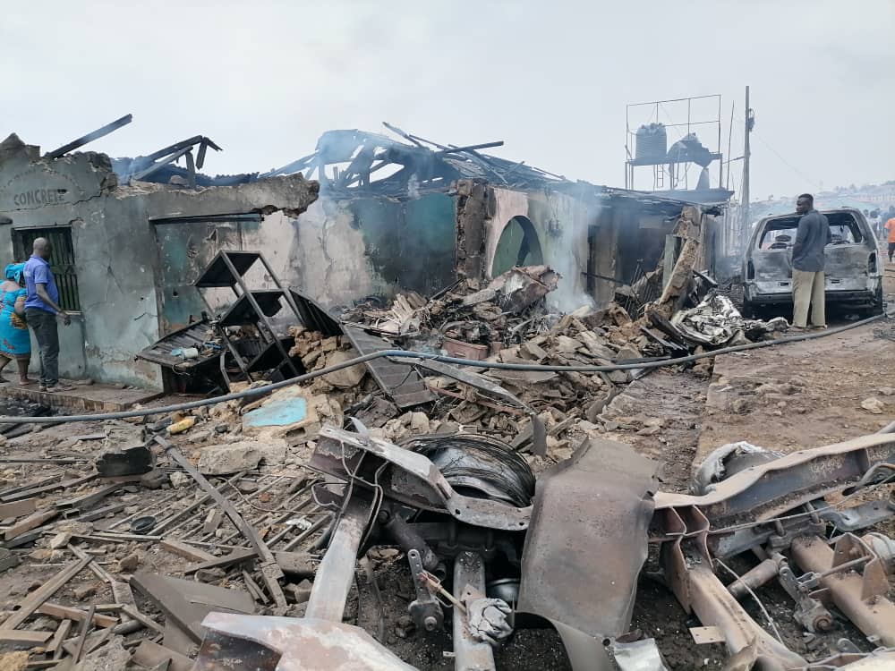 Gas Explosion 30 People Injured, 15 Vehicles, 23 Buildings Razed The